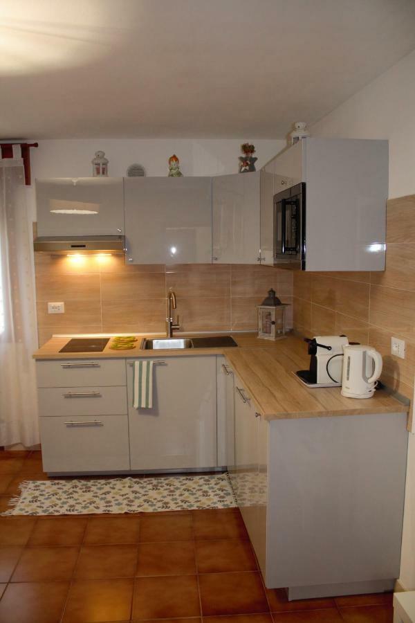 Appartamento Le Magnolie เมสเตร ภายนอก รูปภาพ