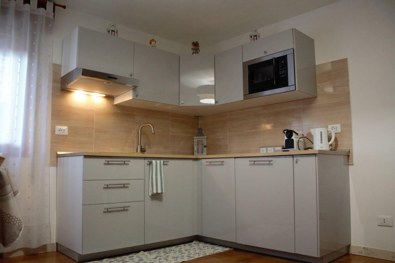 Appartamento Le Magnolie เมสเตร ภายนอก รูปภาพ