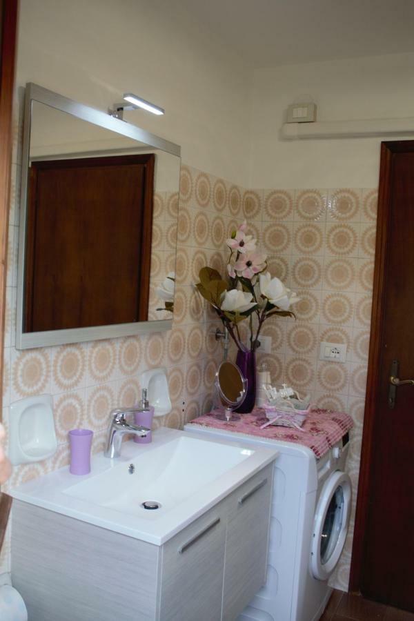Appartamento Le Magnolie เมสเตร ภายนอก รูปภาพ